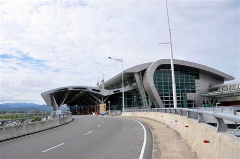 코타키나발루 공항, 그리고 그곳에서 시작된 이상한 대화